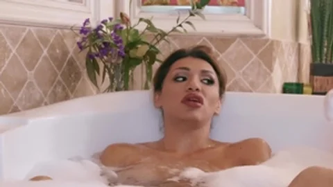 Trans Angels: Fingering with Jessy Dubai and Pierce Paris