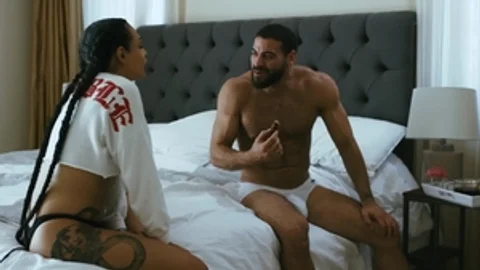 Transsensual: Athletic Eva Maxim with Ricky Larkin blowjob cum